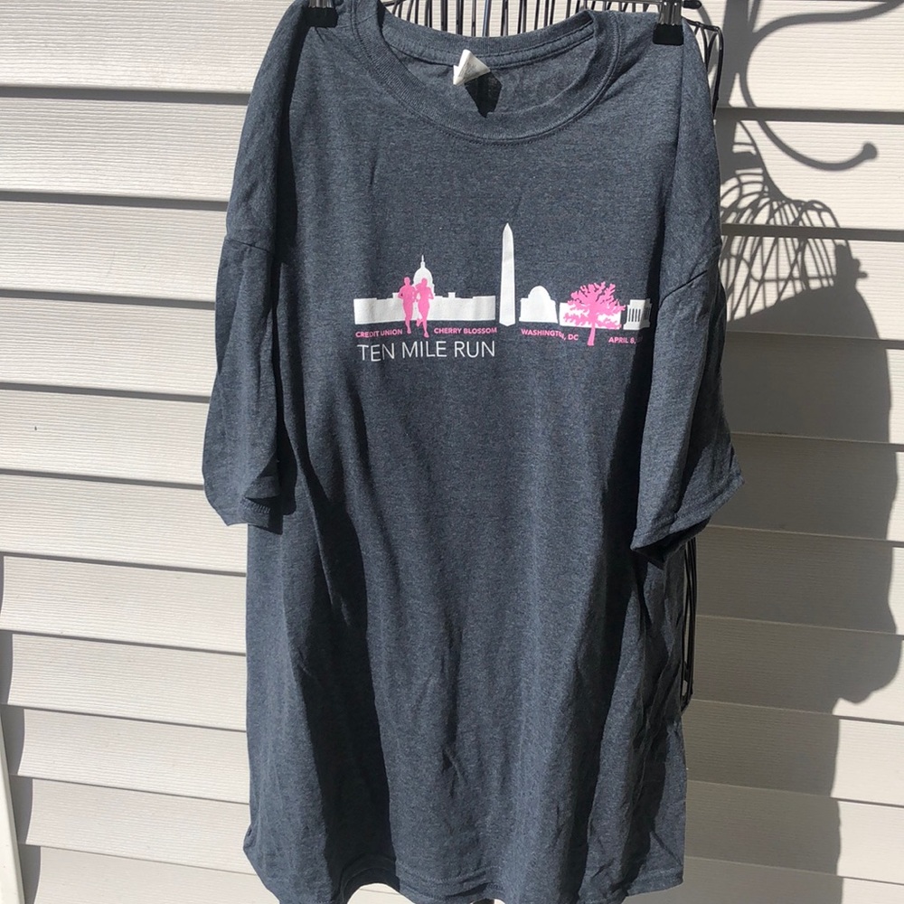 Ten Mile Graphic Shortsleeved Tee